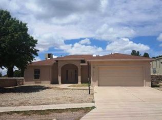 1273 N 4th St, Anthony, NM 88021
