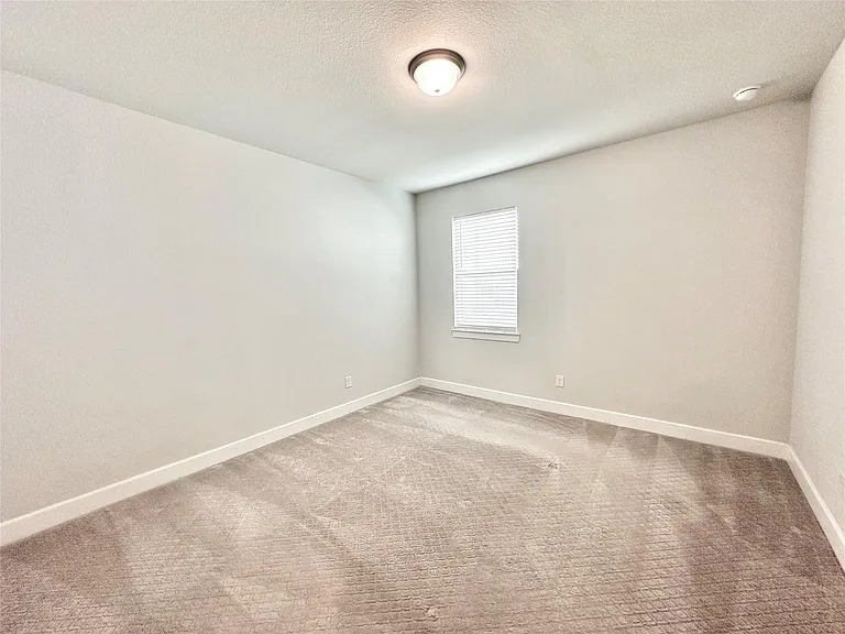 9218 Rocking Plain Ln — Photo 21