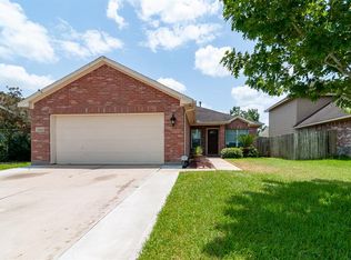 1085 Lasso Ct, Alvin, TX 77511