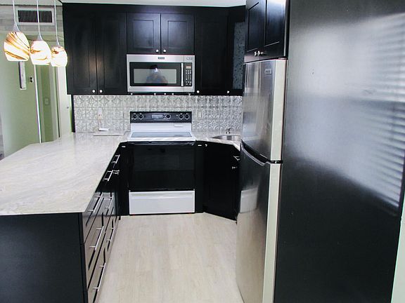 2nd image of 236 Newport Ct #O-1