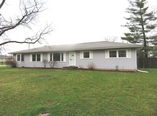 602 E Locust St, Tolono, IL 61880