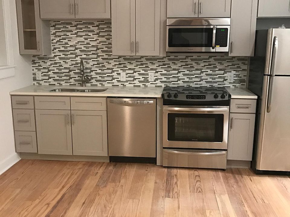 1st image of 119 W Tazewell St #201