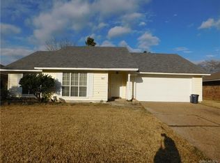 421 Highland Dr, Bossier City, LA 71111