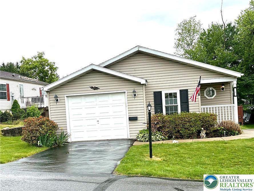 1st image of 71 Penny Ln
