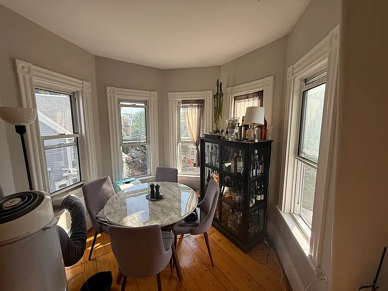 10 Sumner Rd — Photo 10