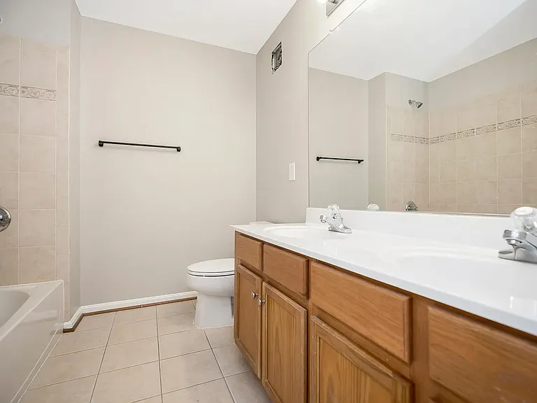 15505 John Diskin Cir — Photo 7