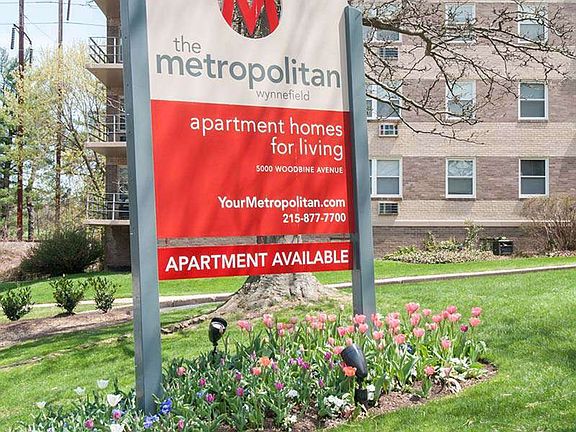 3rd image of 5000 Woodbine Ave APT 203