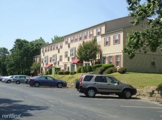704 Bellwood Dr, Pittsburgh, PA 15229