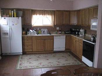 2nd image of 1629 Howard Ave