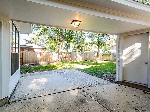 5th image of 3602 Babbling Creek Dr