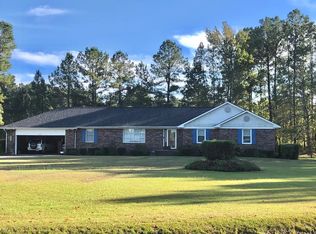 9290 Raccoon Rd, Manning, SC 29102