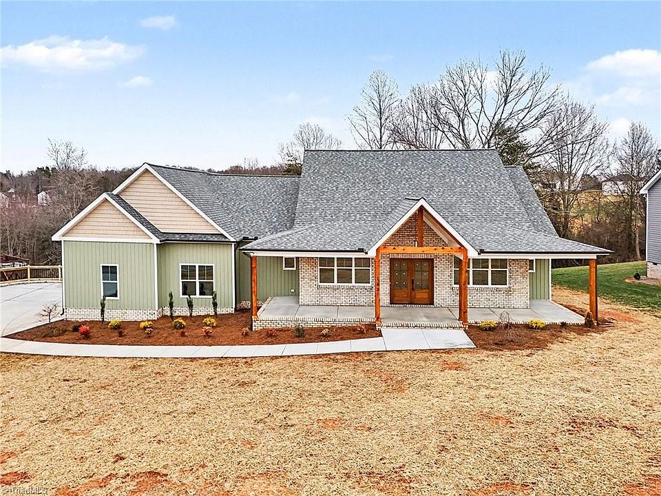 1st image of 183 Providence Trl