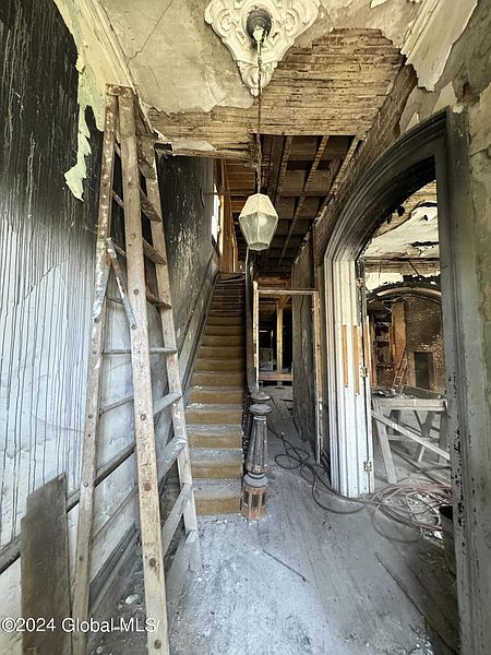 4th image of 21 2nd Street