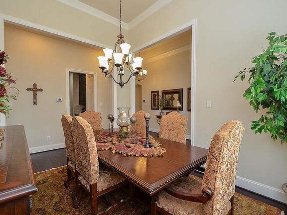 4th image of 2502 Brandyshire Dr