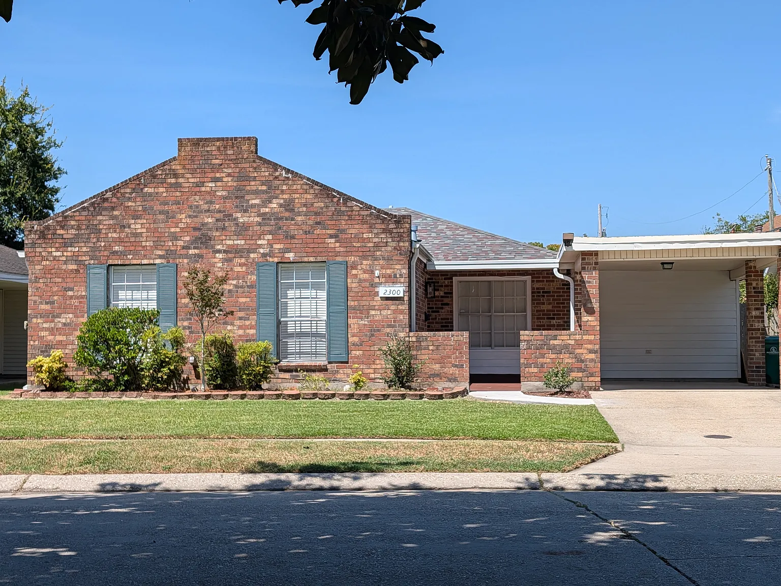 3 bed, 1486 sqft, $2,100 — Photo 1