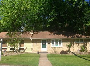 429 Earlwood Rd, Pittsburgh, PA 15235