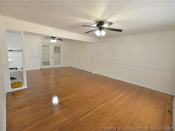 2nd image of 4209 Edgedale Dr