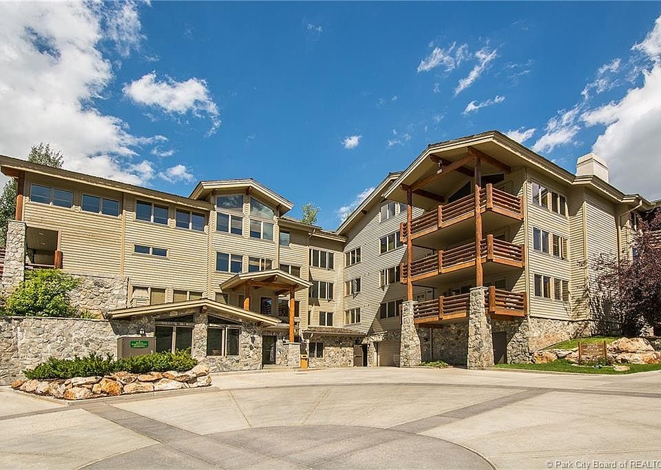 1st image of 2100 Deer Valley Dr Unit 301