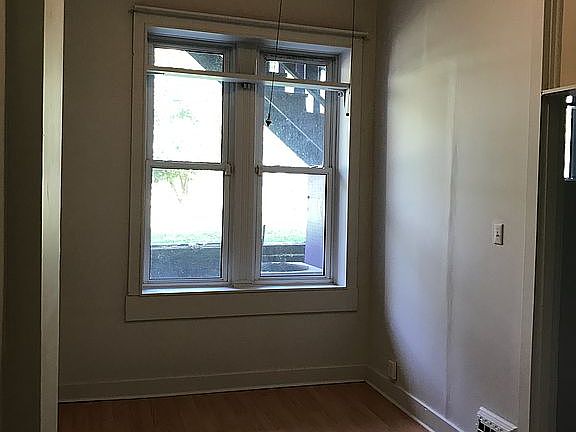 5th image of 4110 California Ave