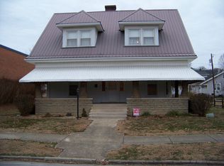 213 W Chestnut St, Carlisle, KY 40311