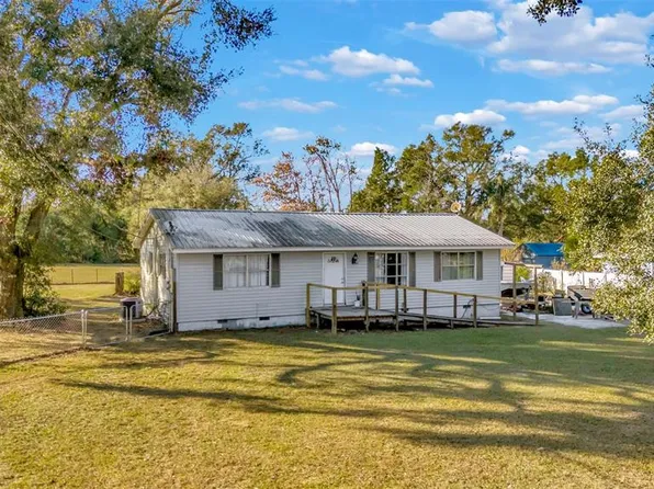 11845 Carmen Ave, Dade City, FL 33525