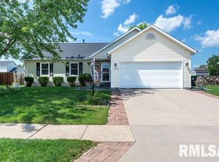1933 Stoneridge, Washington, IL