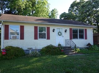 113 Maple Ave, Greensboro, MD 21639