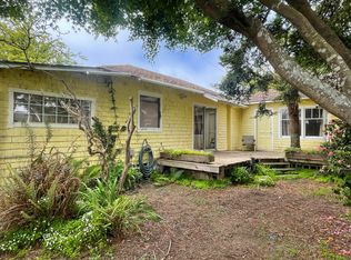 569 Franklin Ave, Loleta, CA 95551