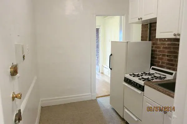 Rented by Manhattan Best Realty, Inc. | media 34