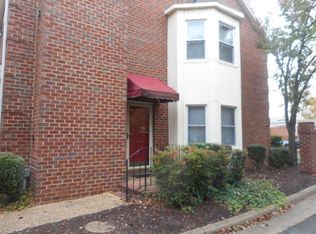 2 Academy Ln, Hampton, VA 23669