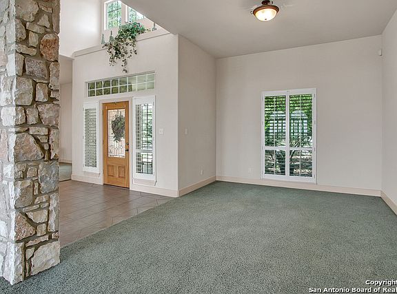 3rd image of 1014 Long Creek Blvd
