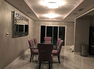 2356 Maine Ave, Long Beach, CA 90806
