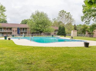 37 Wexford Dr, North Wales, PA 19454