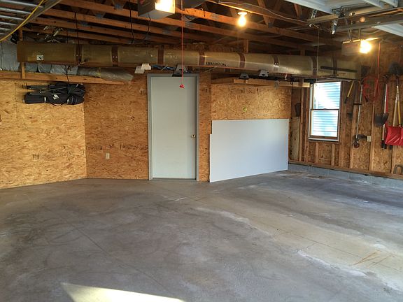 Oversize 2 car garage