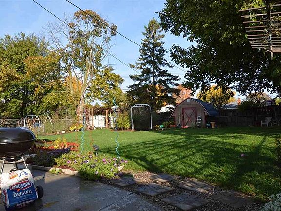 3rd image of 4235 Sudbury Dr