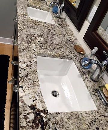 3rd image of 2542 Abbington Dr SE #2542