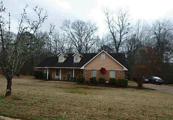4th image of 809 Eagles Nest Dr