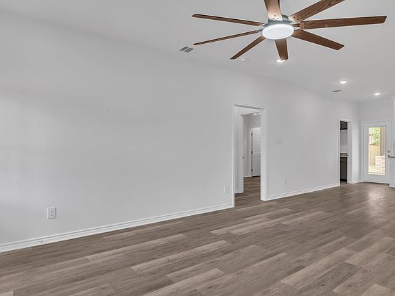 5th image of 508 Oakdale Ave