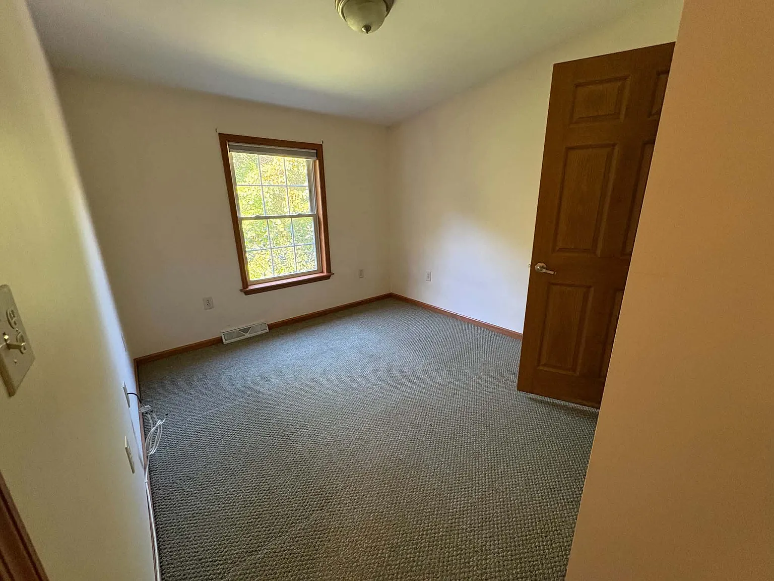 2 bed, 1400 sqft, $2,675 — Photo 3
