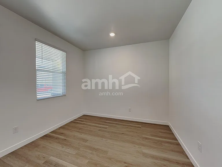 13121 N Mustang Crossing Rd — Photo 16