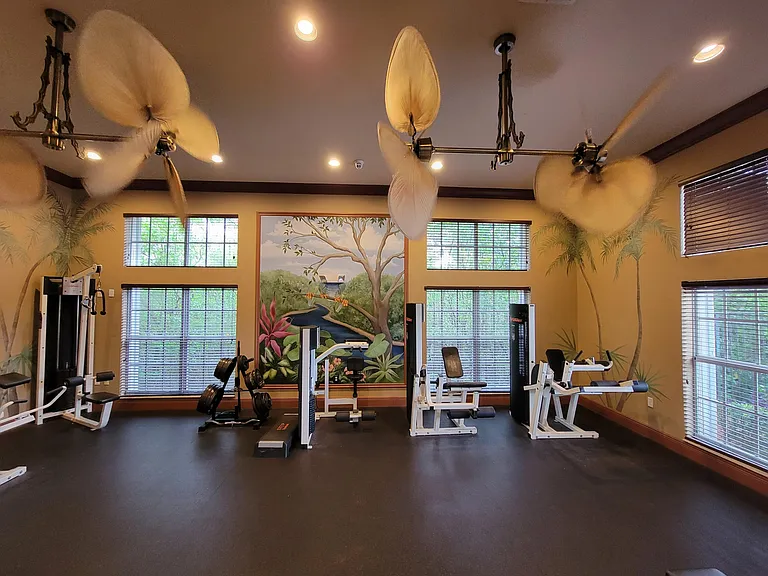 400 Scotia Dr #203 — Photo 14