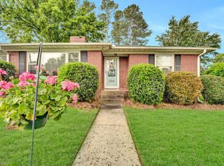 1104 Jefferson St, Greenwood, SC 29646