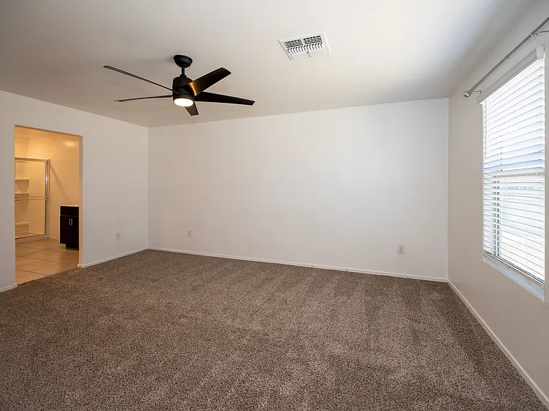2580 E Calle Palta — Photo 16