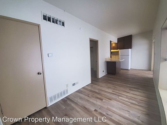 2nd image of 1101 W Margaret St #8052535