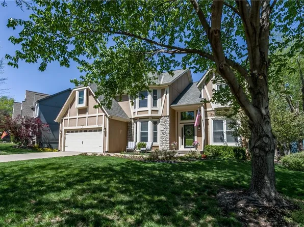 9154 W 131st St, Overland Park, KS 66213