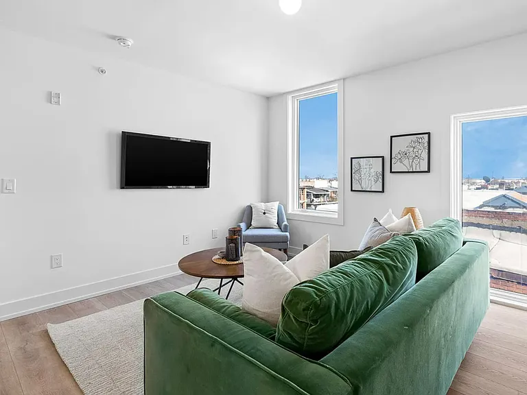 Brand New Luxury West Philly Apartments — Photo 48