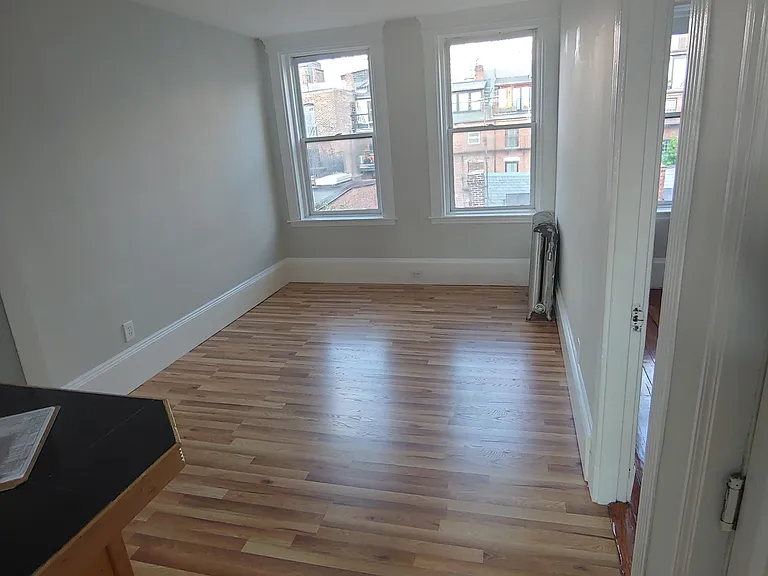 70 Joy St #10 — Photo 9
