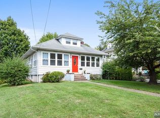 171 Godwin Ave, Ridgewood, NJ 07450