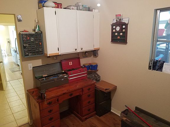 3rd image of 545 Denburn Ct