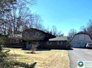 120 Royal Manor Rd, Easton, PA